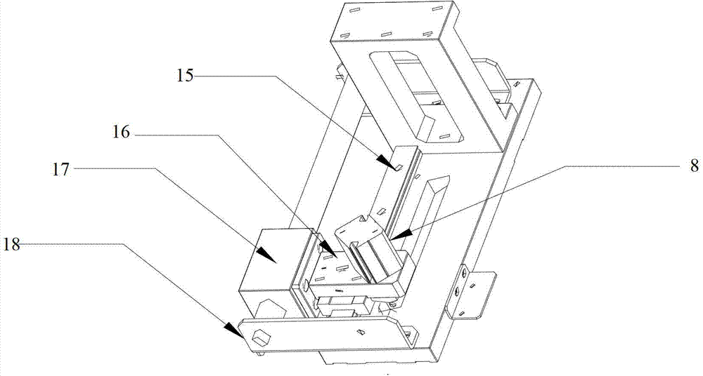 Automatic feeding and discharging guide rail device