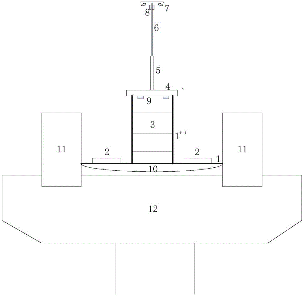 Straddle-type monorail traffic emergency evacuation exit