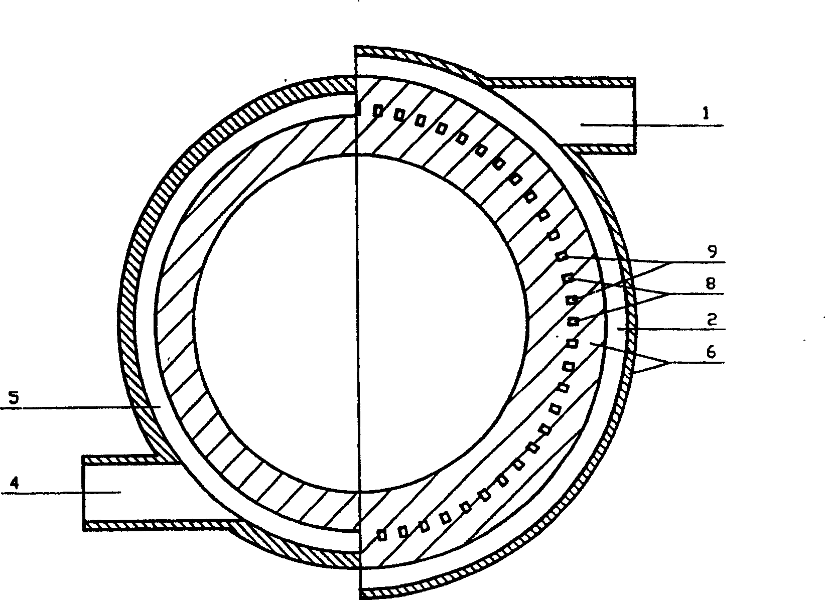 Ceramic burner with round arrangement vertical upward nozzle