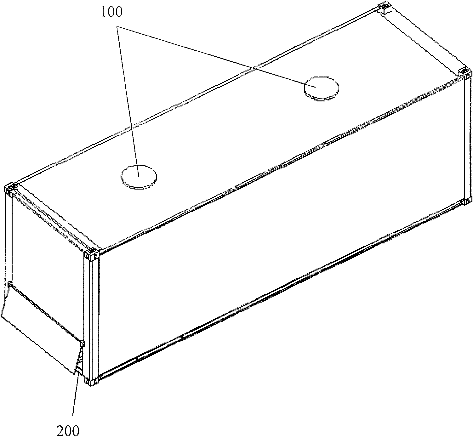 Bulk cargo box with goose neck tunnel