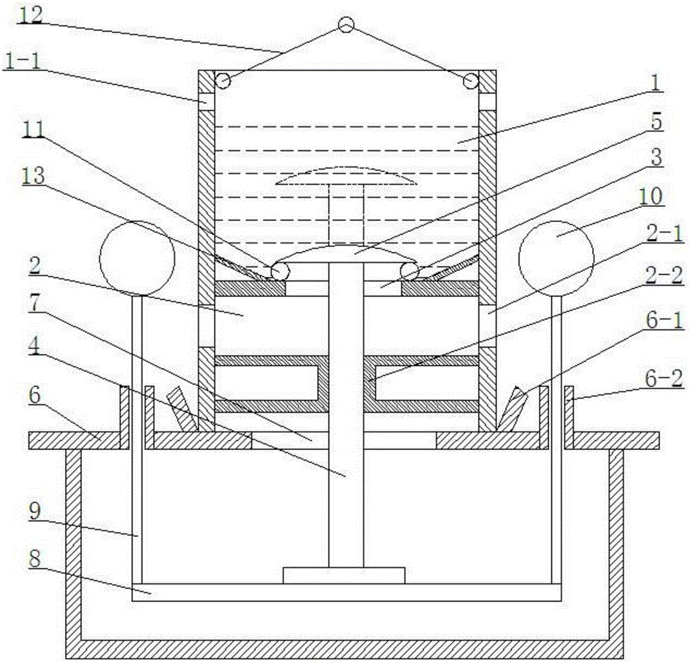 Fish collection-release hopper and base thereof