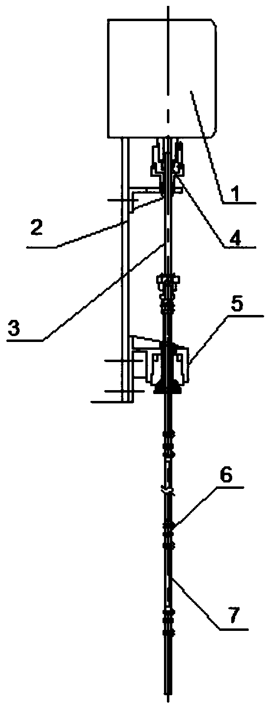 Fracturing device for exploitation of coal bed methane in low-permeability zone