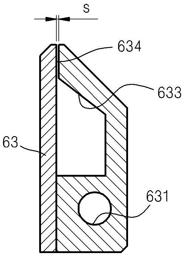 Continuous electroplating device