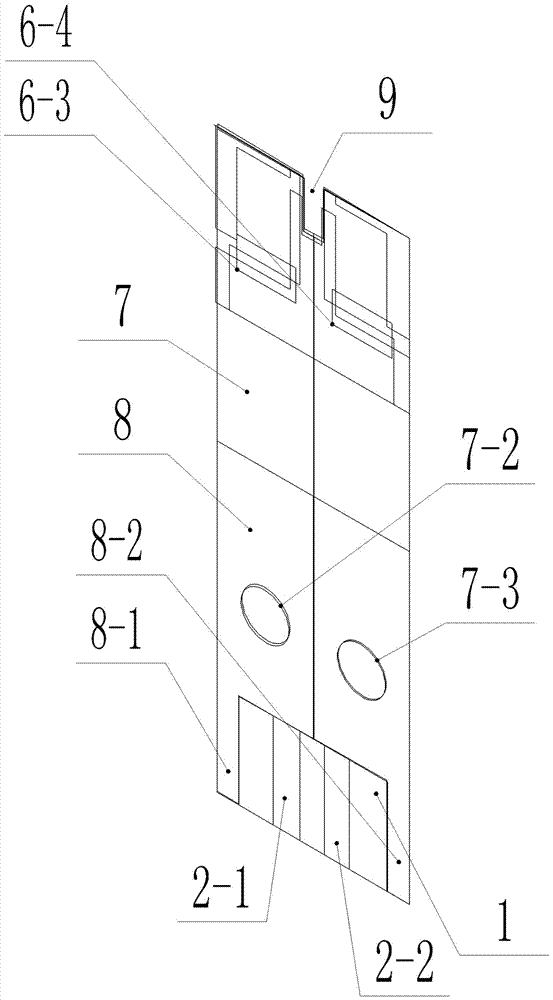 Synchronous multi-analyte sensing test paper for isolating current interference by sample feeding gaps and application of synchronous multi-analyte sensing test paper