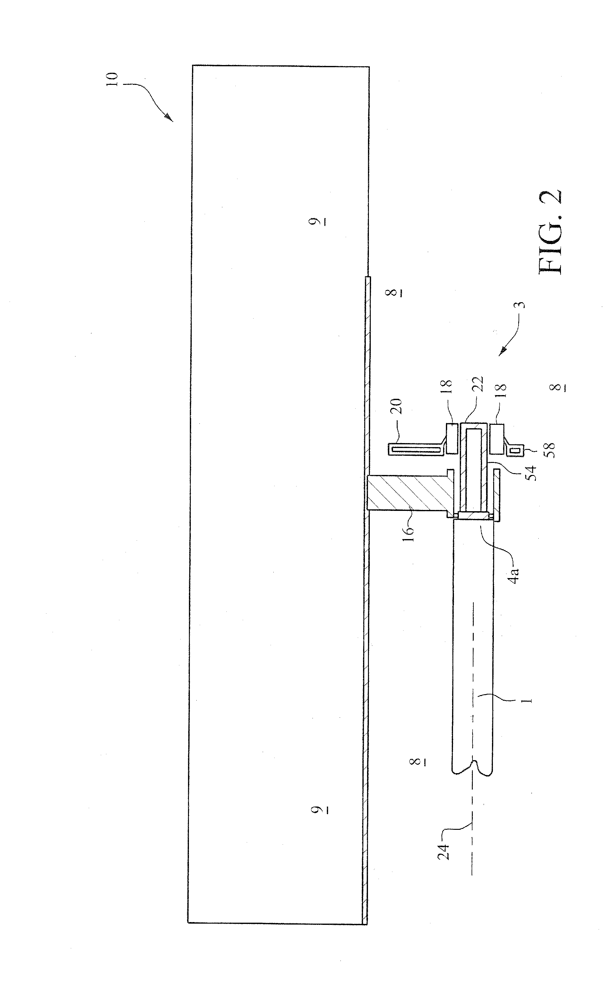 Endblock for rotatable target with electrical connection between collector and rotor at pressure less than atmospheric pressure