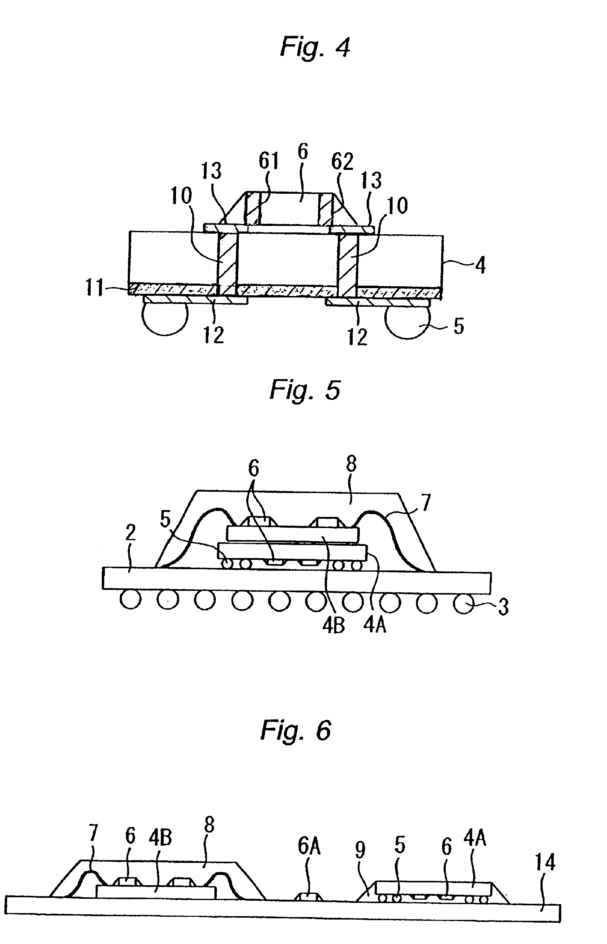 Semiconductor device having capacitors for reducing power source noise