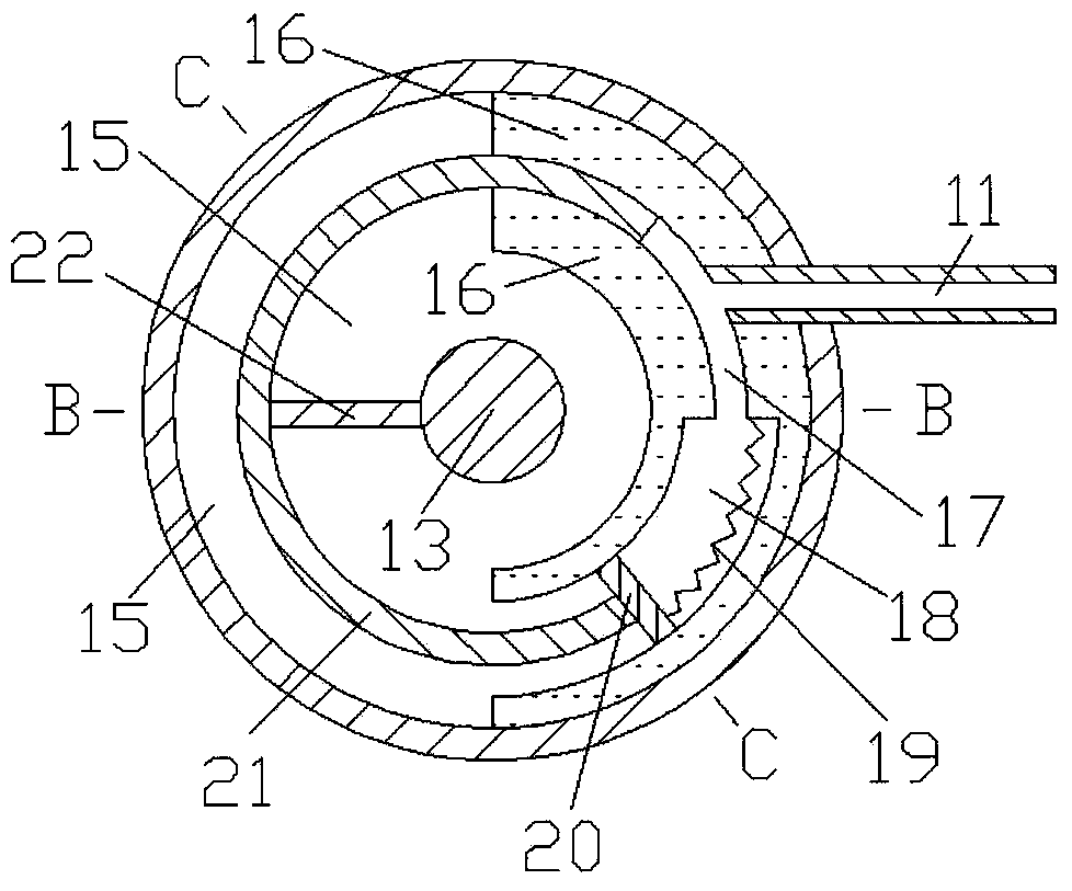 Discharge gas recycling device with penetrating pipes