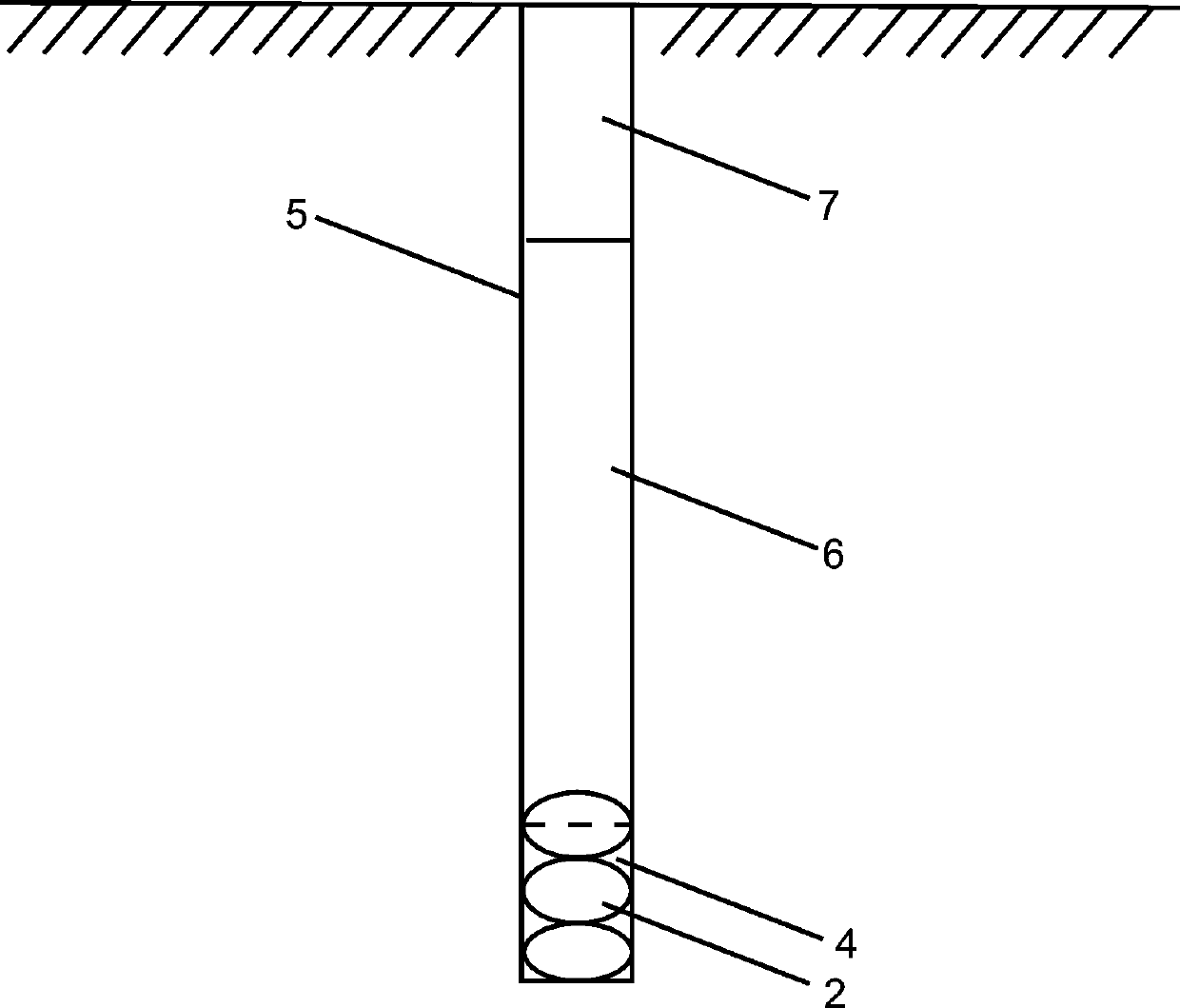 A water-containing blast hole mortar isolation device and isolation method thereof