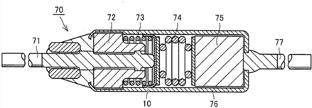 Temperature fuse and sliding electrode used in temperature fuse