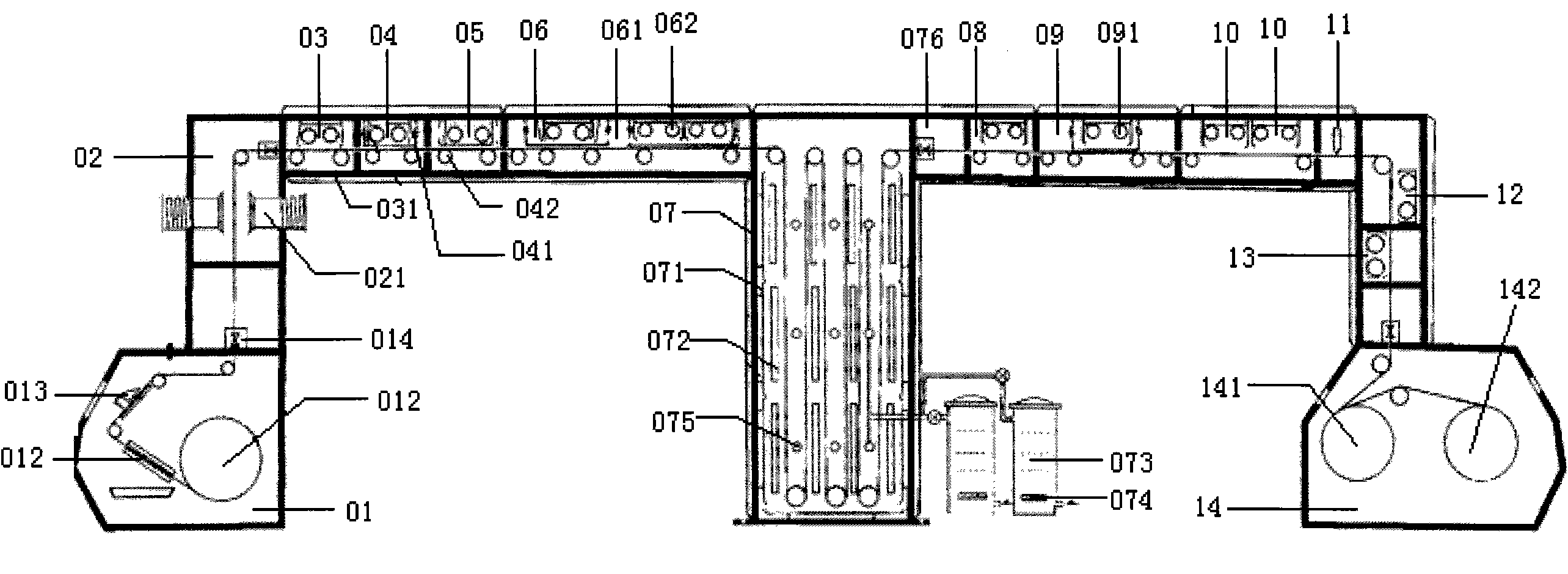 Flexible thin-film solar photoelectric cell and large-scale continuous automatic production method thereof