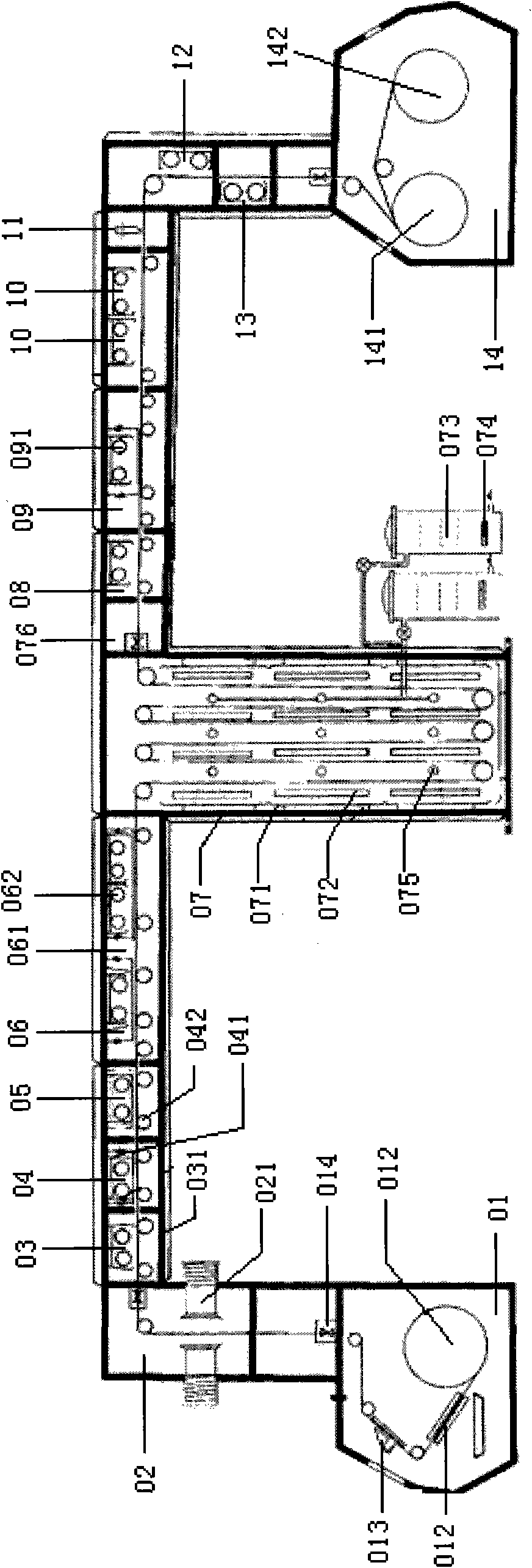 Flexible thin-film solar photoelectric cell and large-scale continuous automatic production method thereof