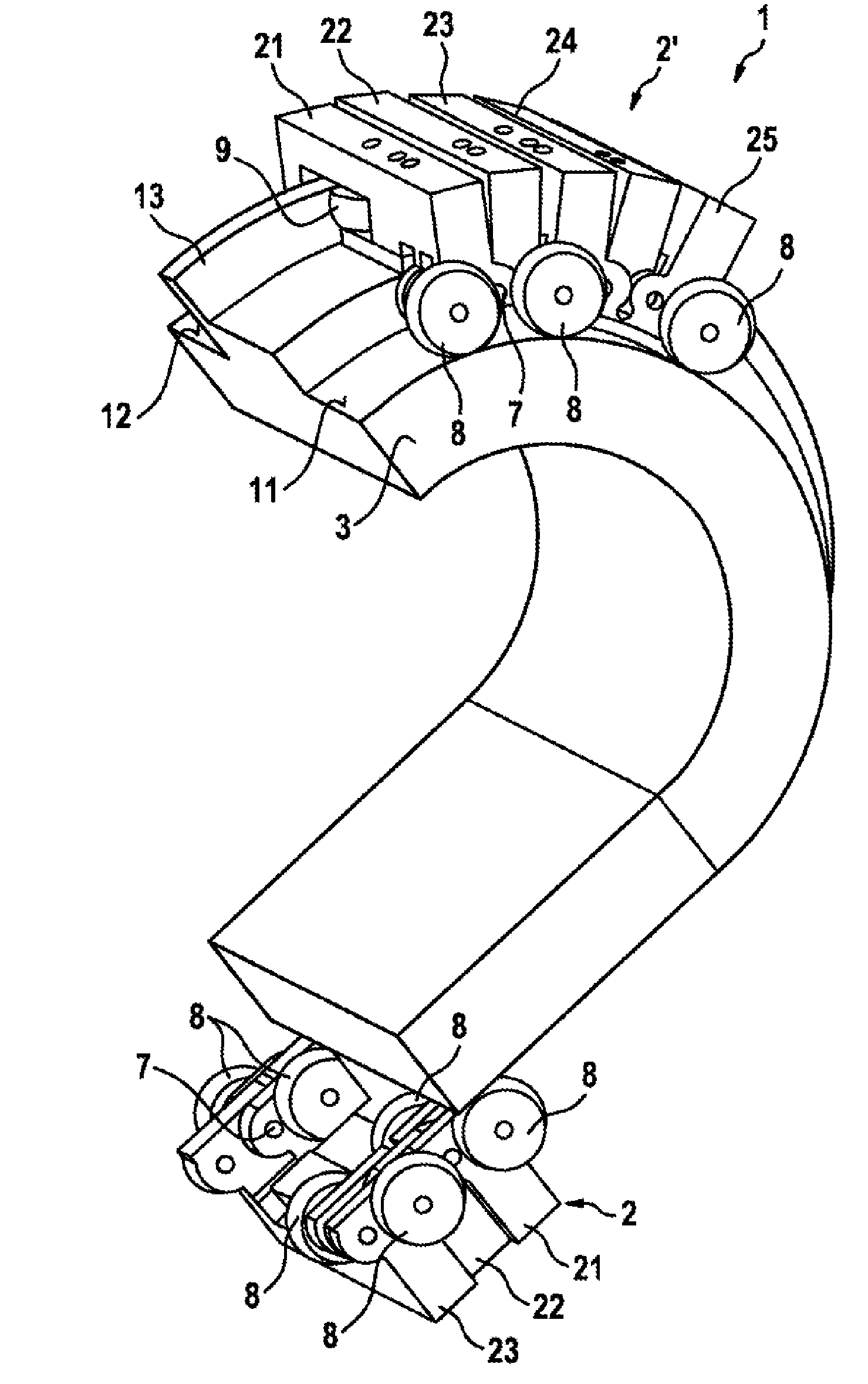 Transporting apparatus with articulated conveying element