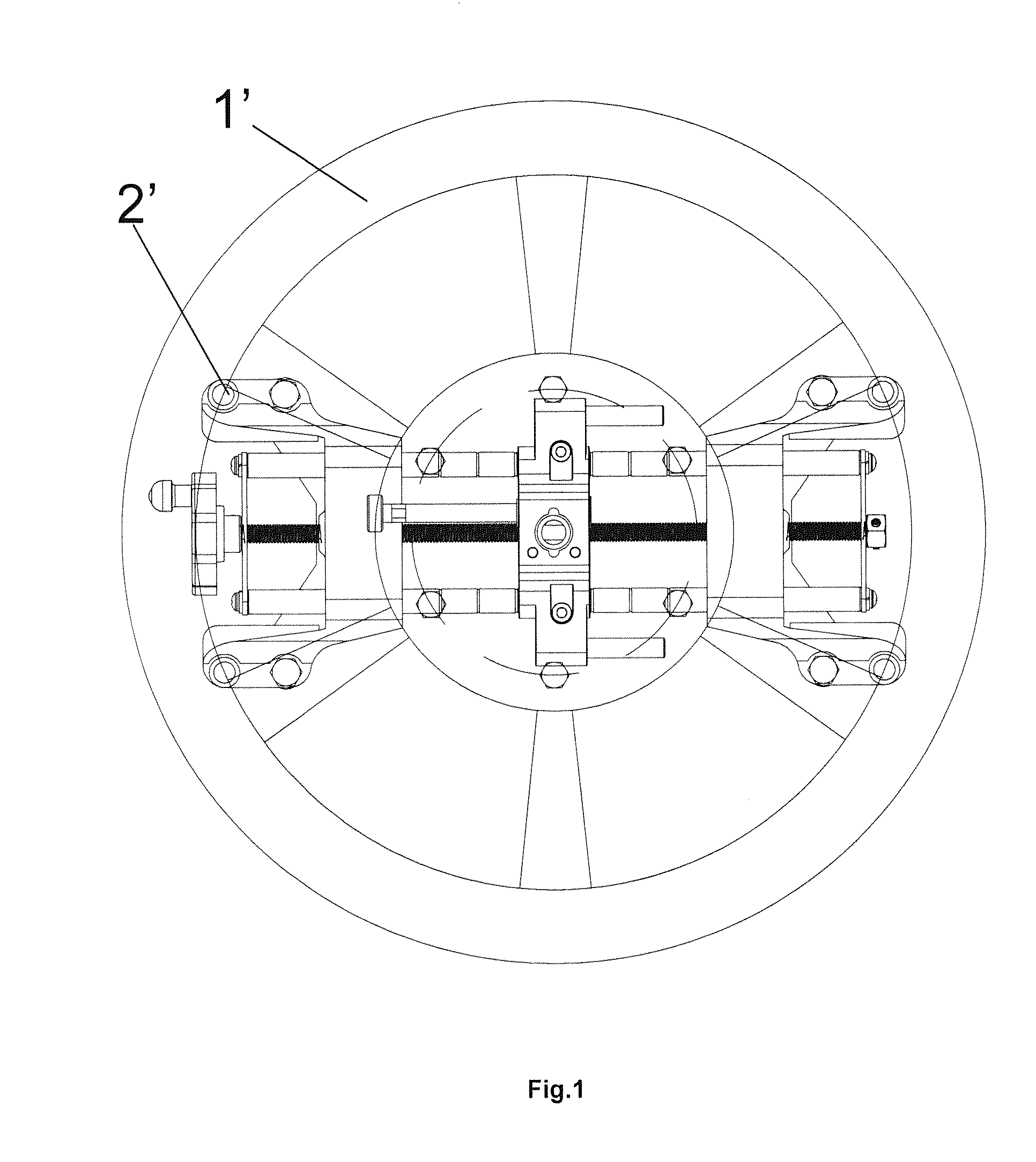 Single-point clamp of four-wheel aligner for vehicles and a using method thereof