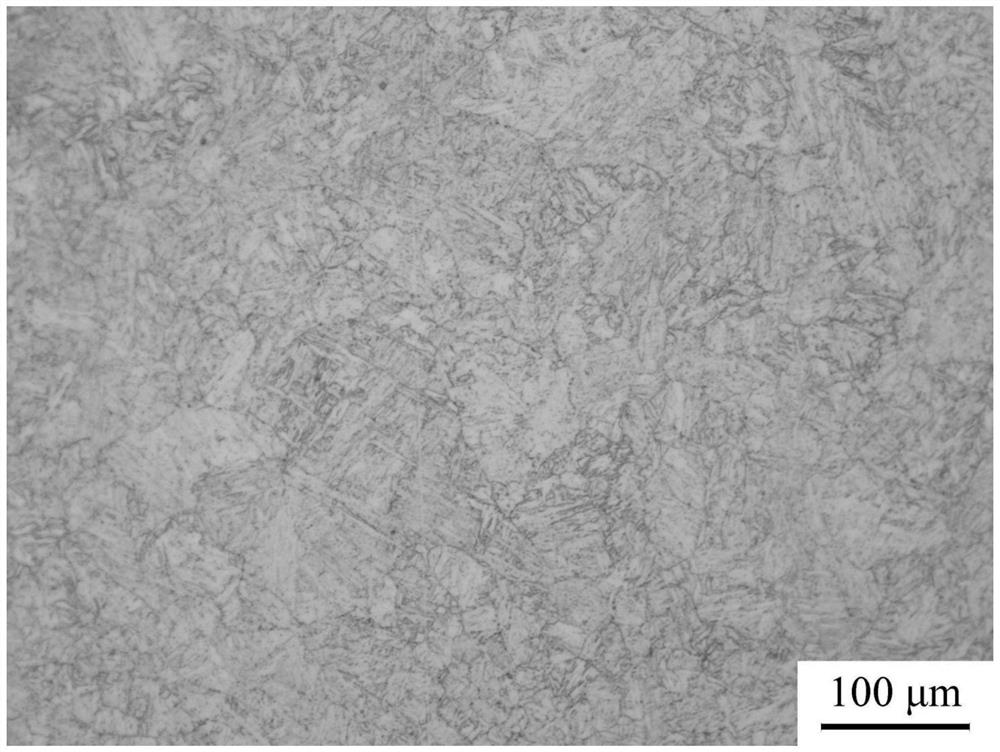 Boron-free medium-low-nickel high-strength high-hardenability marine steel thick plate and preparation method thereof