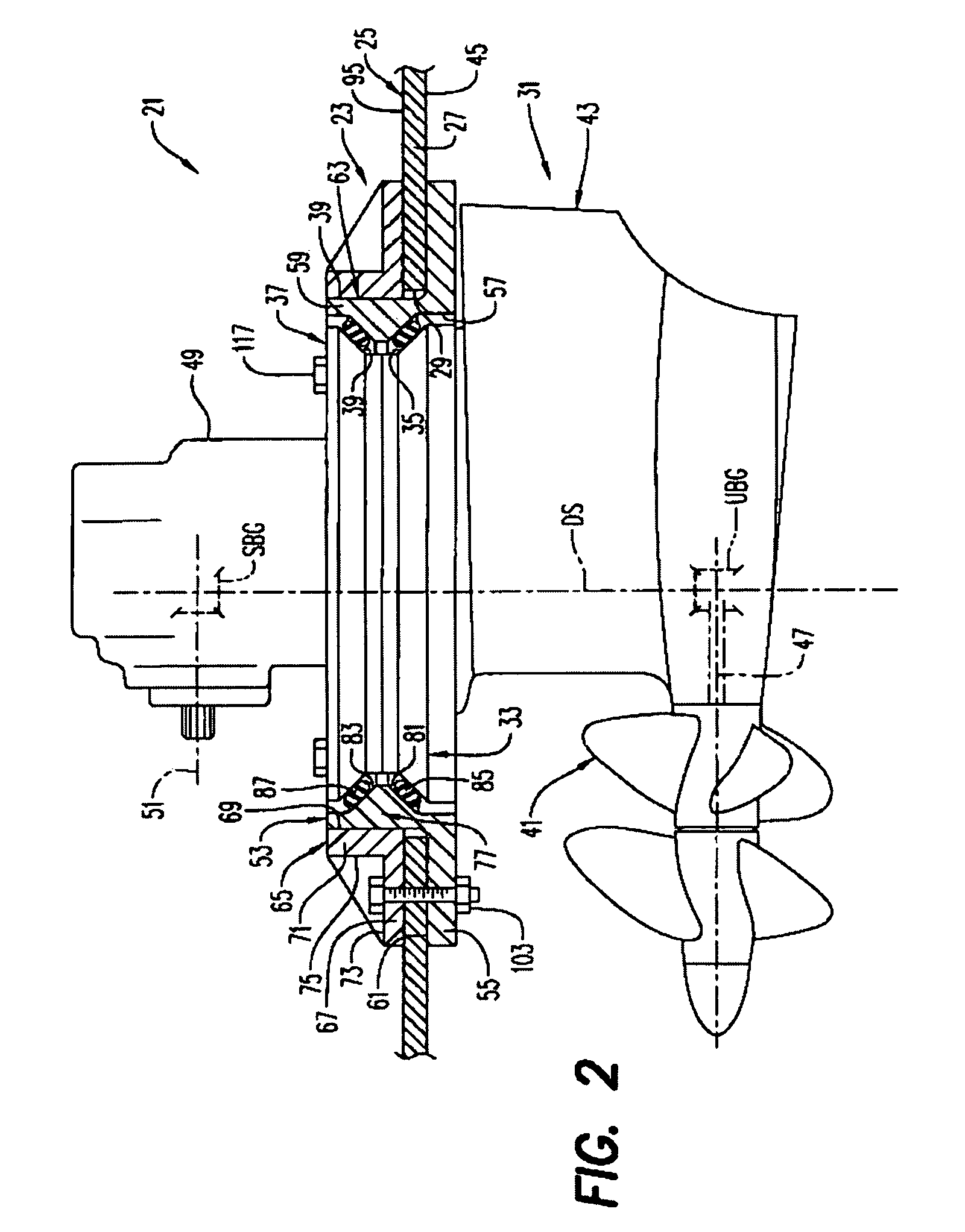 Mounting arrangement for a drive unit of a boat, and boat with mounting arrangement for a drive unit