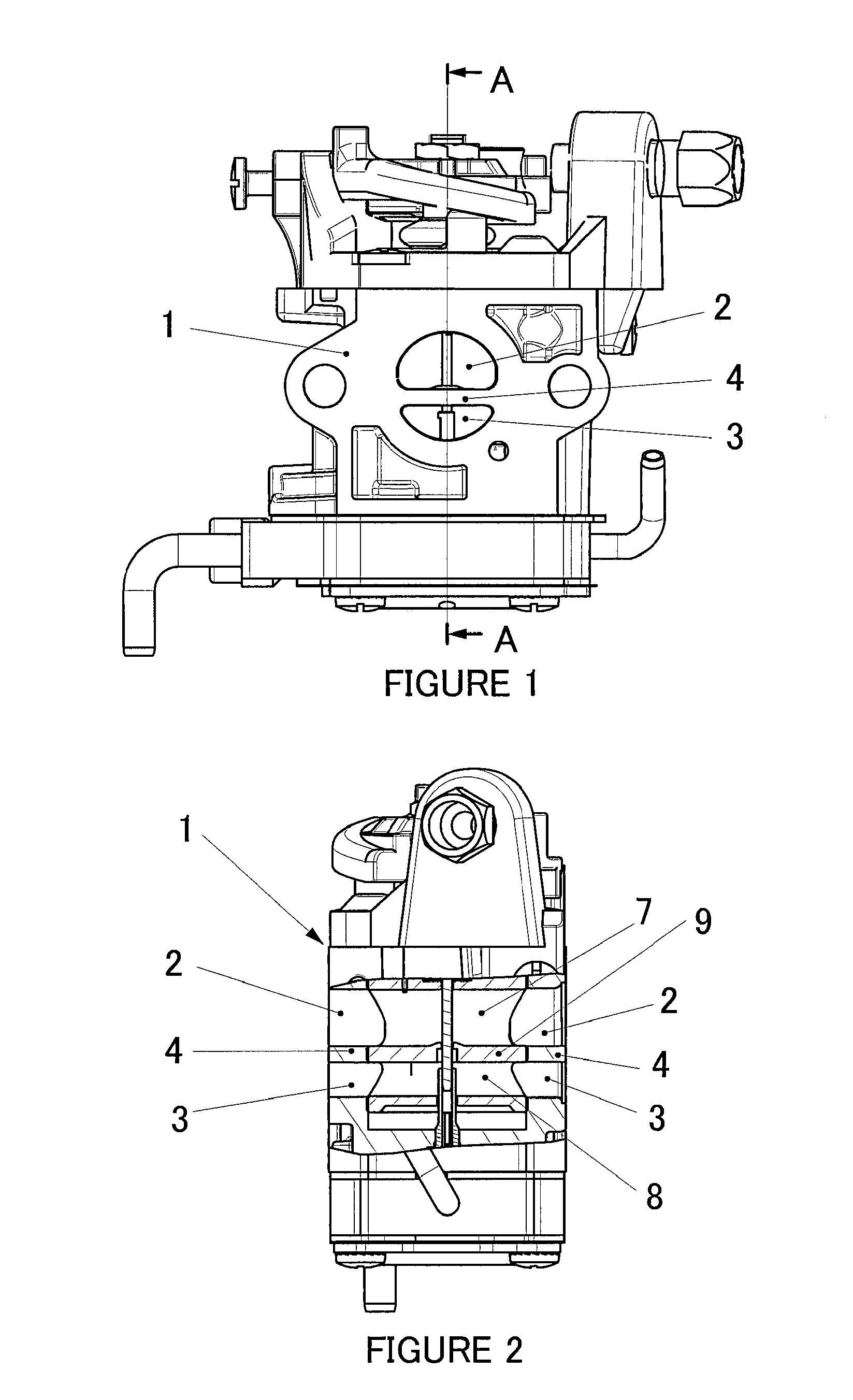 Internal shape of rotor for two-bore rotary carburetor used in stratified scavenging engine