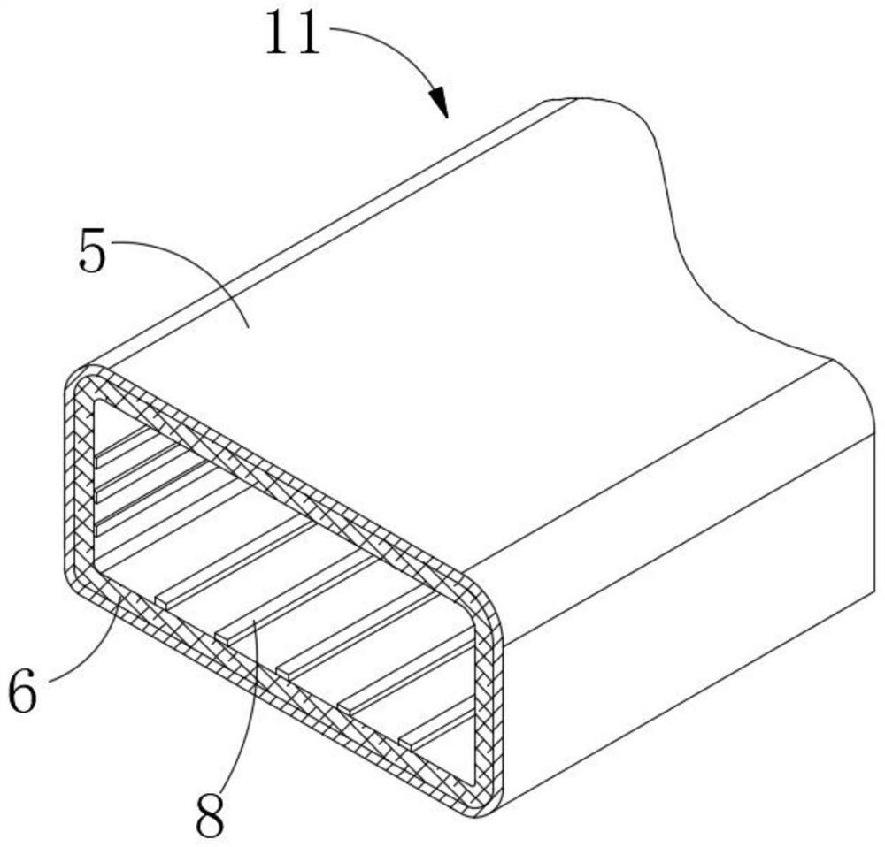 Smoke-proof and flame-retardant protective clothing with openable and closable ventilation structure for fire protection