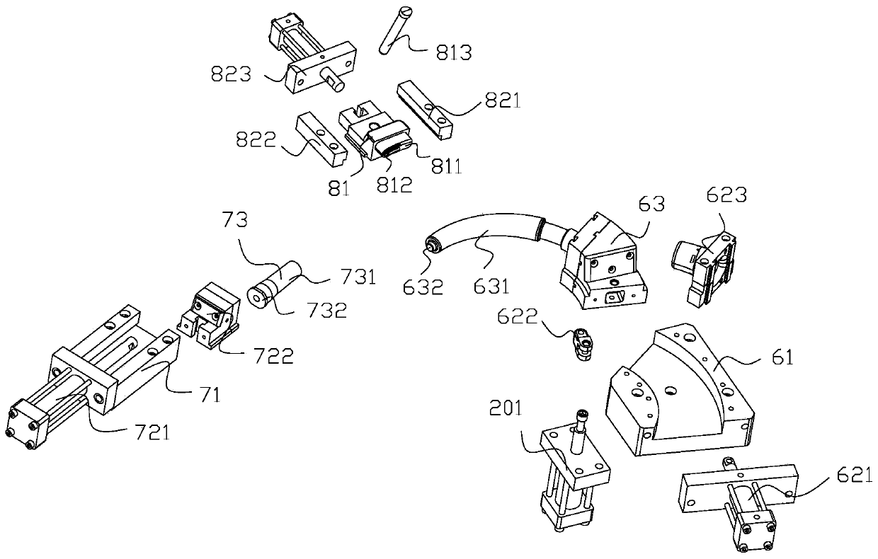 Injection molding device for plastic bend tube