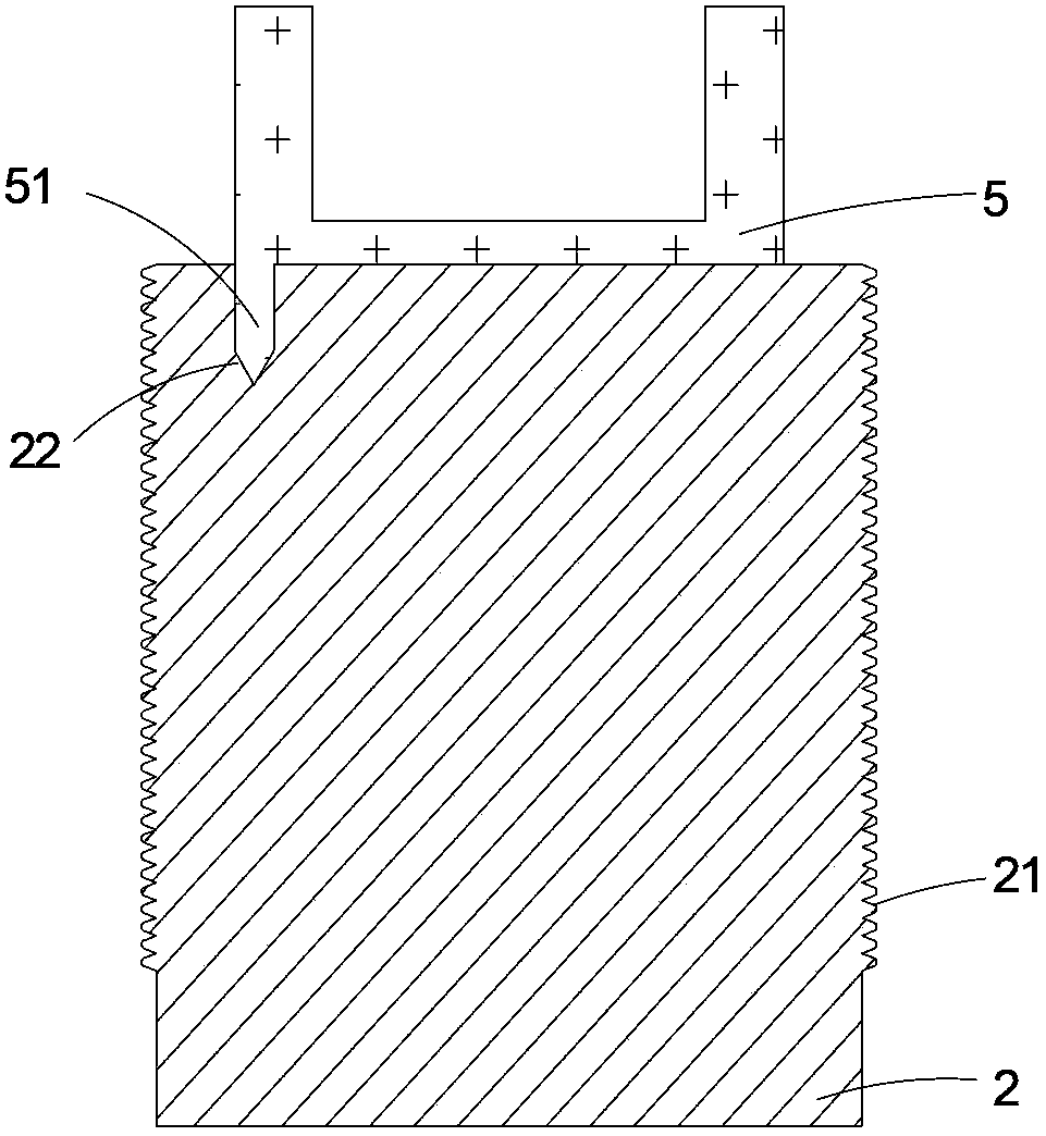 Closed frequency-adjustable resonant microwave reaction chamber