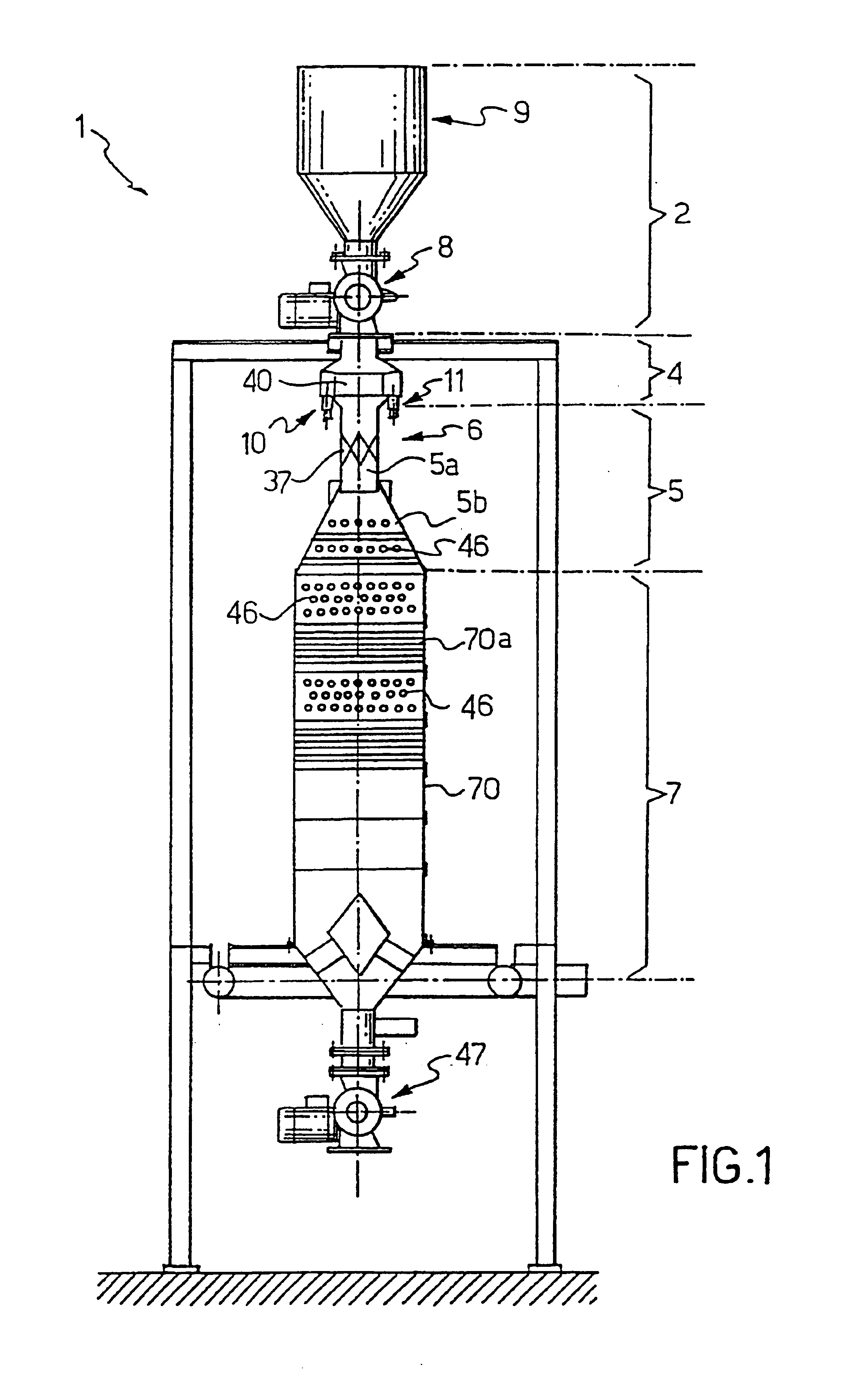 Method and apparatus for introducing in continuous a substance in liquid phase into plastics granules