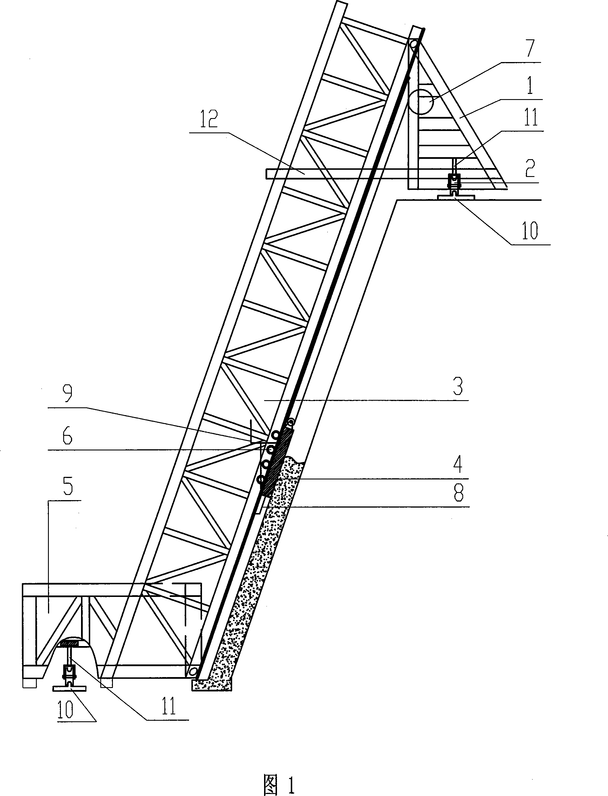 Sliding form parallel translation concrete lining machine as well as construction method thereof