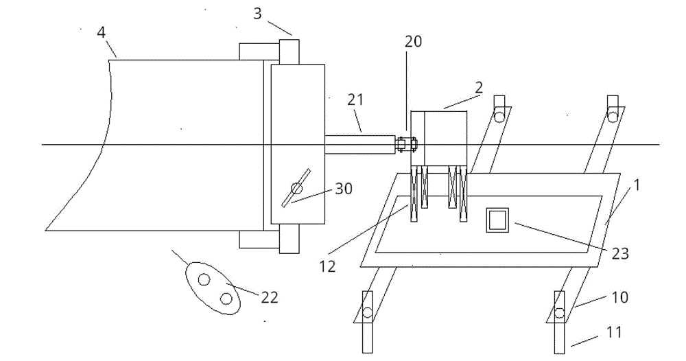 Auxiliary rotating mechanism for large tubular bus welding