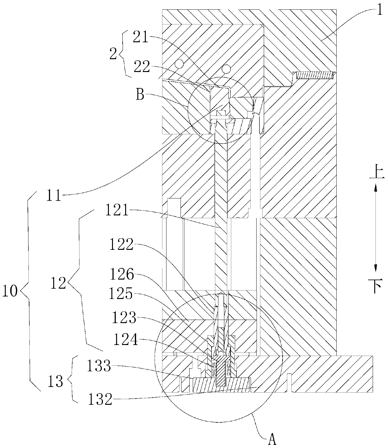 Ejection assembly of mould and demoulding method utilizing ejection assembly