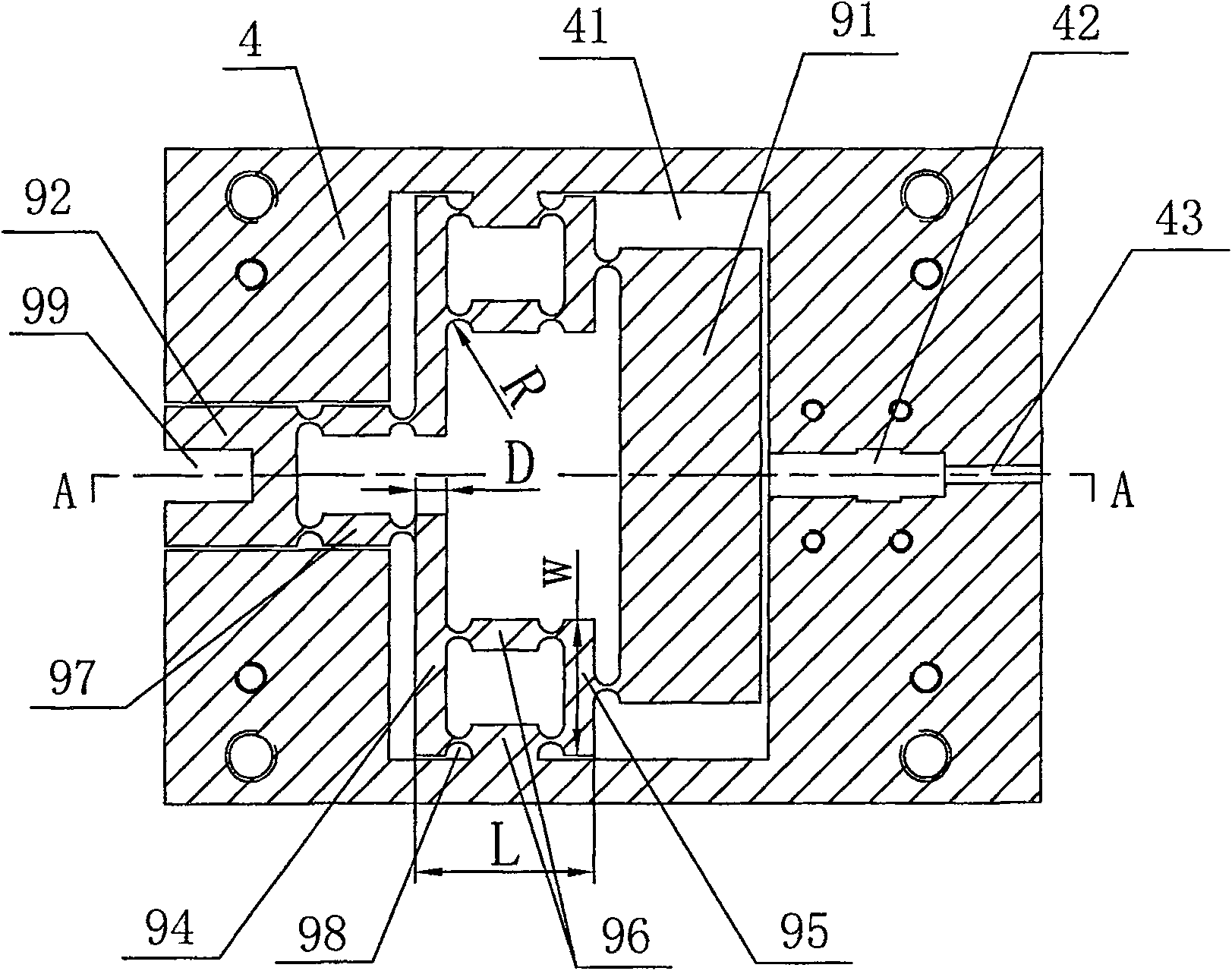 Non-round cutting device of digital control lathes and control method thereof