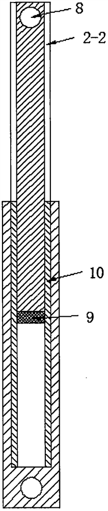 An upright piano top cover strut structure