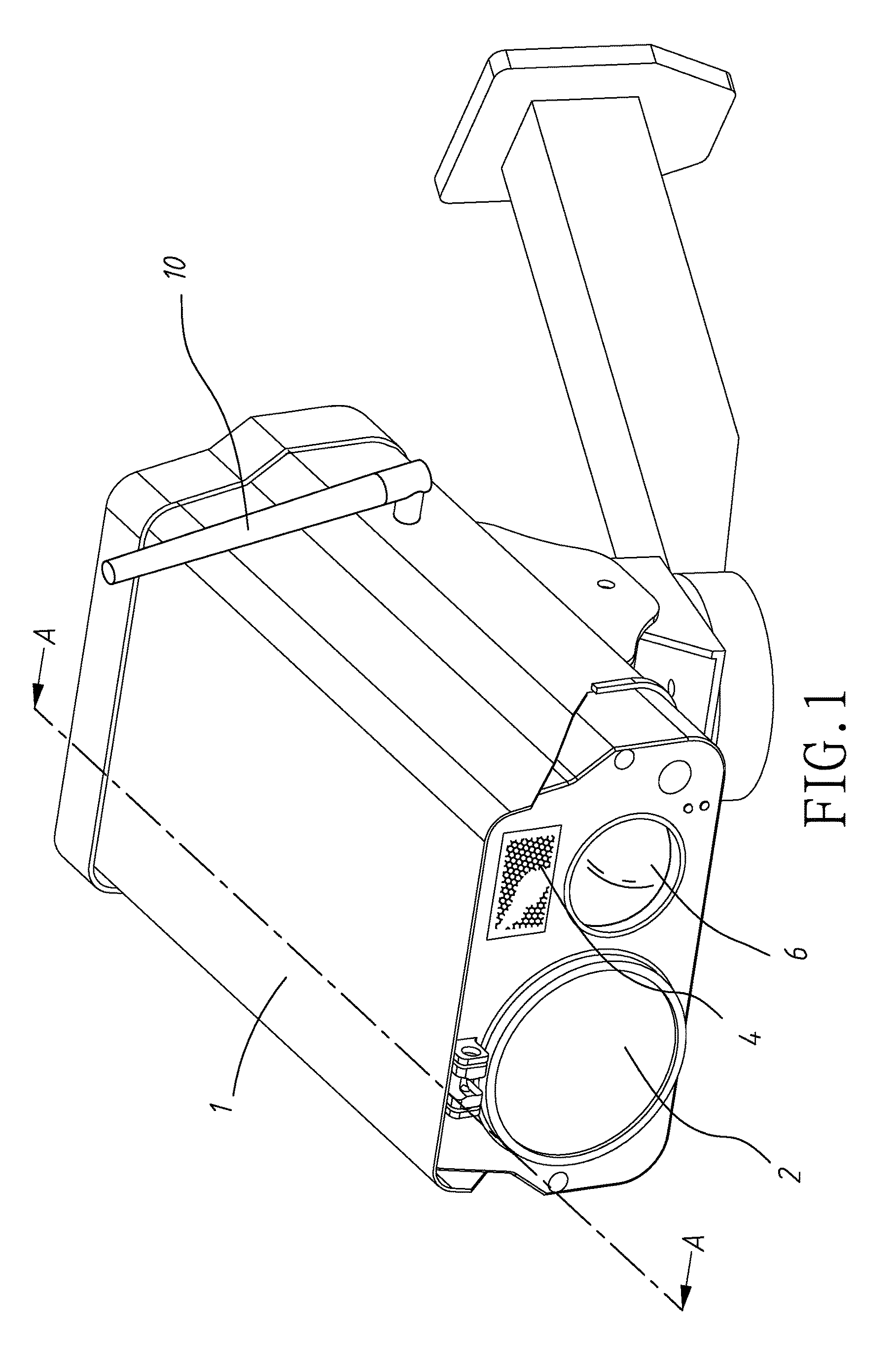 Concealed net throwing device