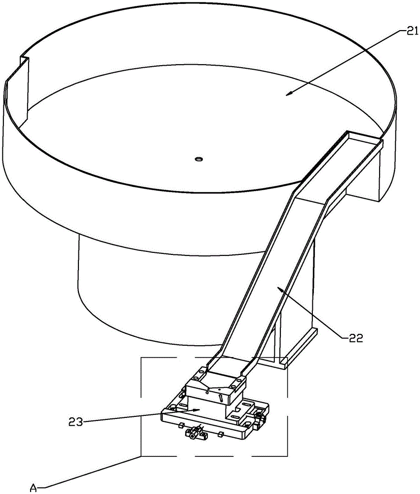 Double-layer cover body automatic squeeze riveter convenient to move