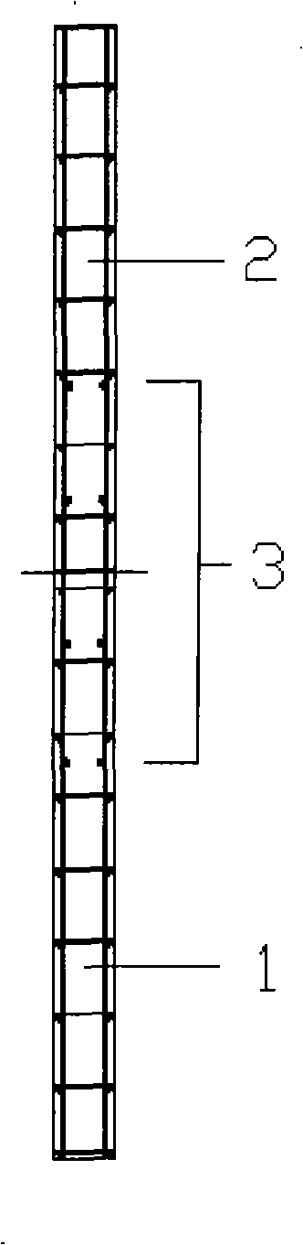 Recycled concrete shear wall with cross reinforcement conversion layer and its production method