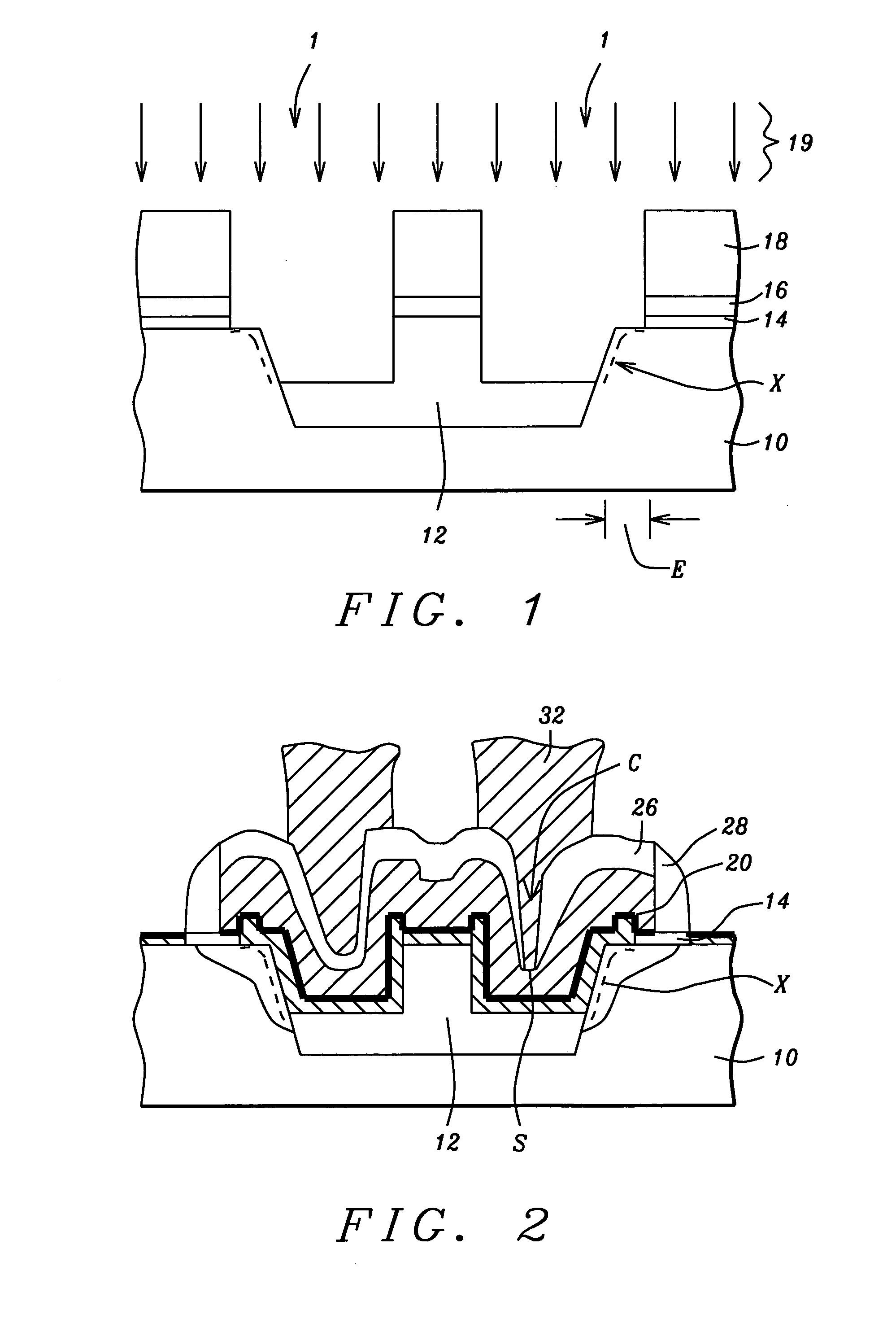 Novel random access memory (RAM) capacitor in shallow trench isolation with improved electrical isolation to overlying gate electrodes