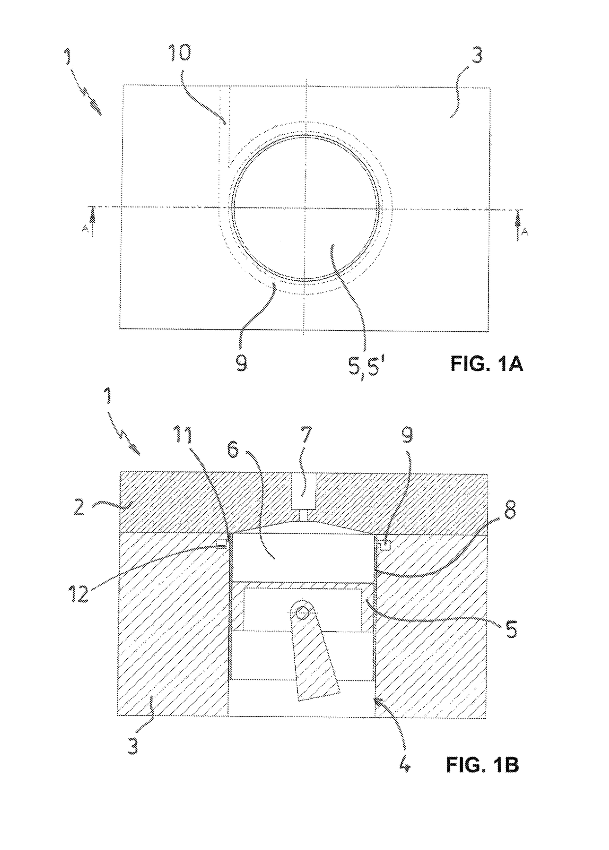 Method for introducing microwave energy into a combustion chamber of a combustion engine and combustion engine