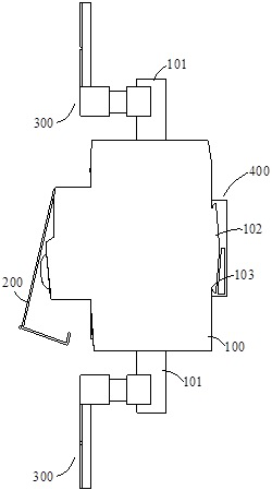 Convenient-to-position circuit breaker and mounting method thereof