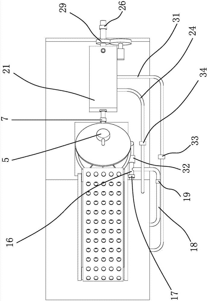 Straw cleaning and drying machine for comprehensive utilization of straws