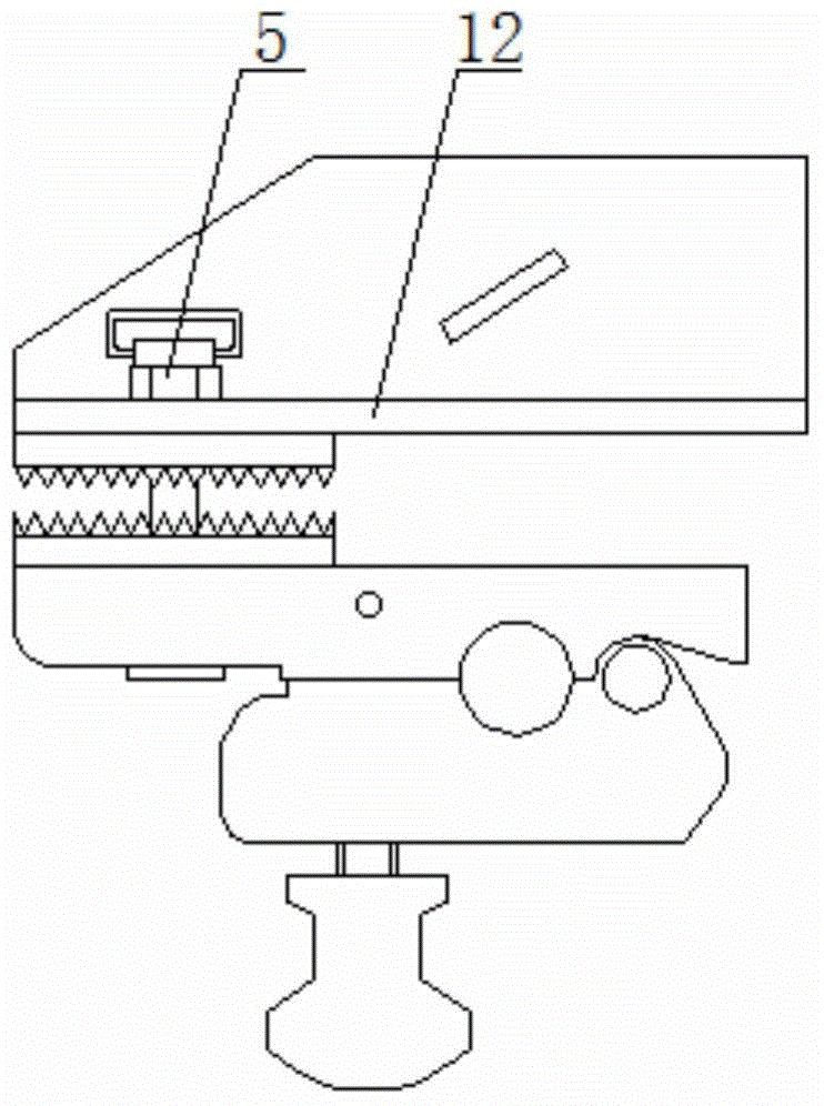 Thirty-five kV insulation locking rod fixing device special for live-line work and usage method therefor