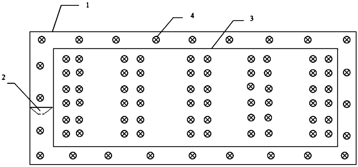 A breeding method and pond for improving the commercial specification and output of Procambarus clarkii in ponds