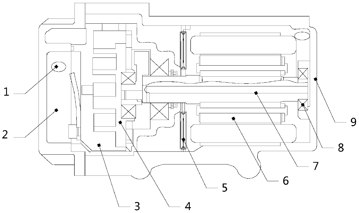 Scroll compressor with air preheating effect