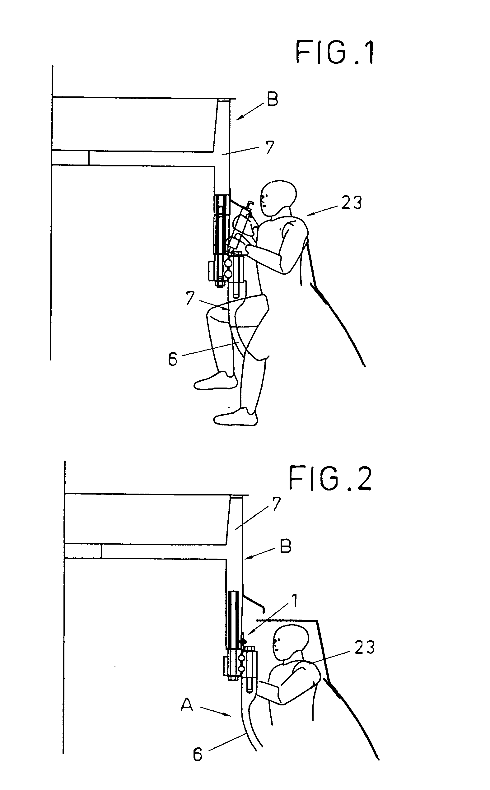 Device for fitting a seal