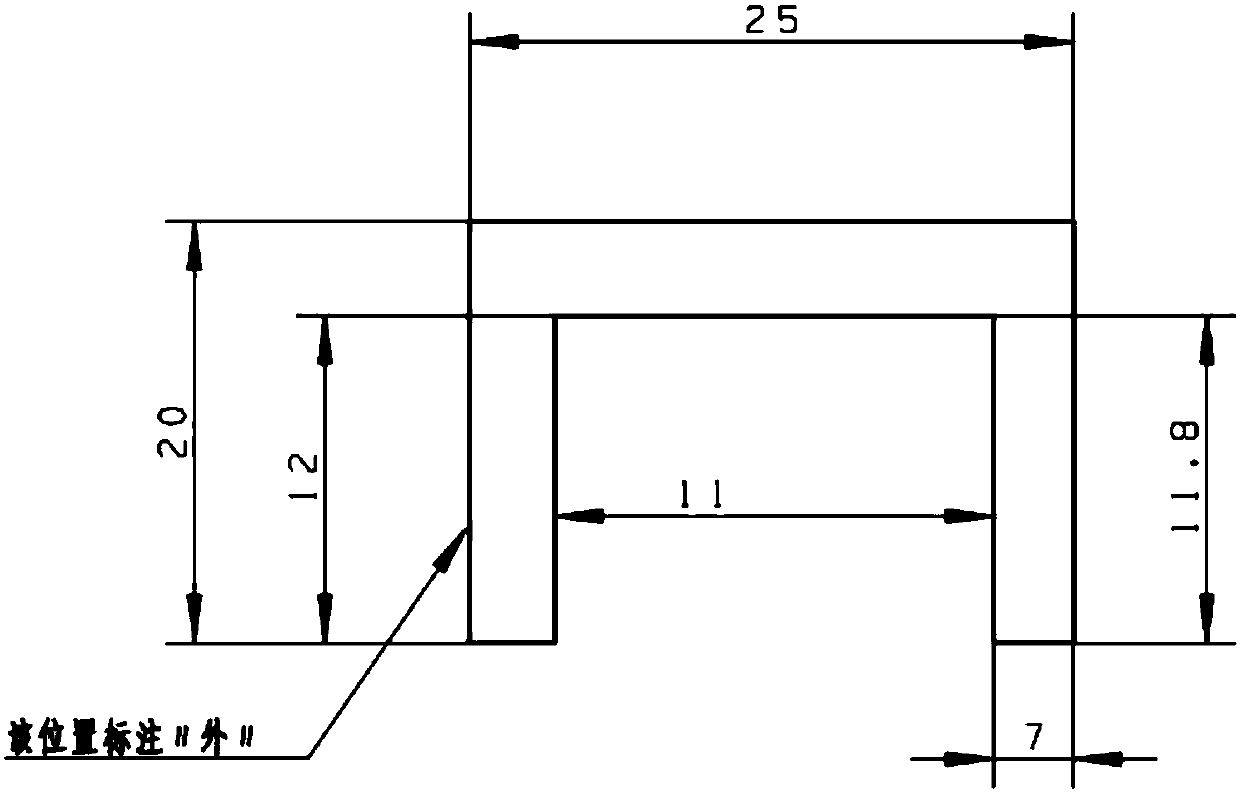 Clamp for controlling braze welding deformation of fuel manifold