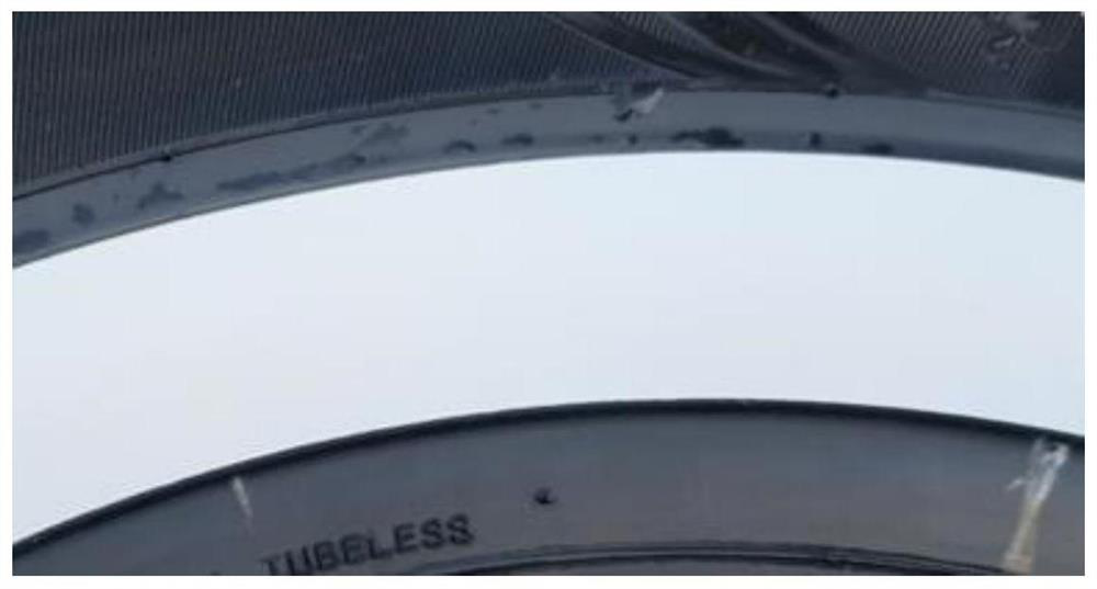 Self-cleaning light-color sidewall rubber composition
