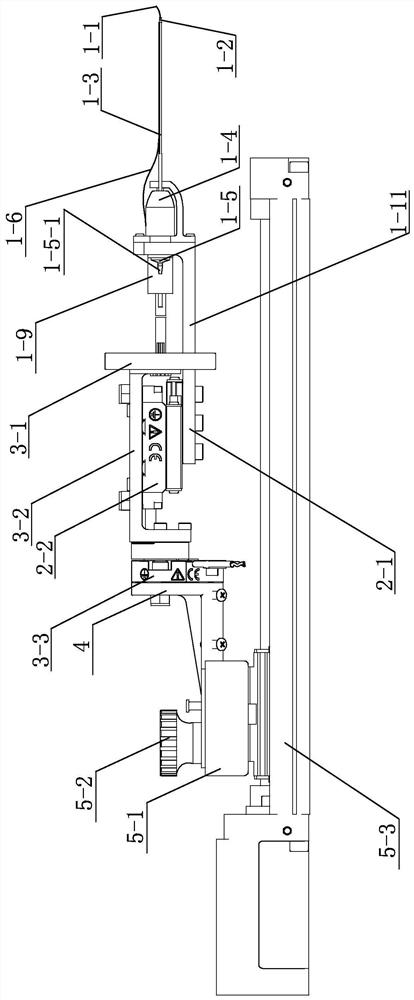 Retinal blood vessel injector and injection method thereof for ophthalmic surgery robot