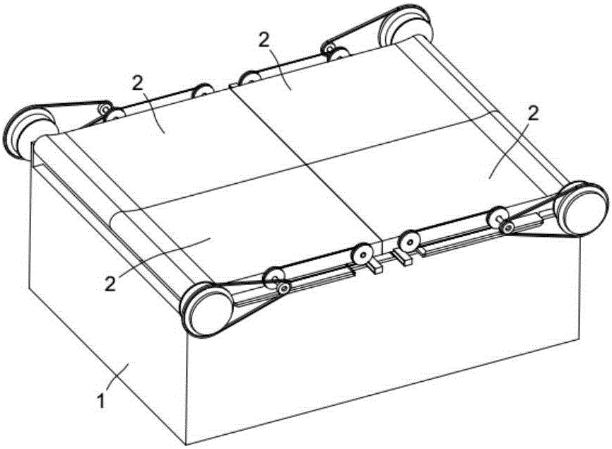 Water storage container with linear outstretching water collecting assembly