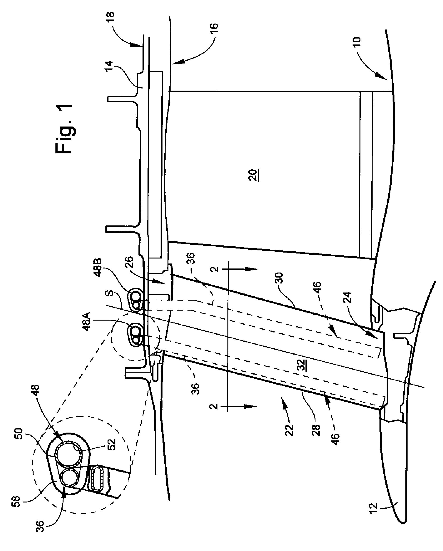 Heat transfer system and method for turbine engine using heat pipes