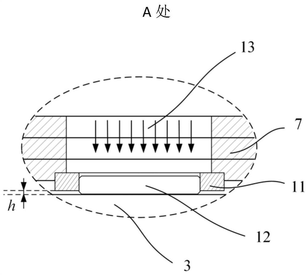 A test device for online detection of polishing pad contact characteristics and its application method