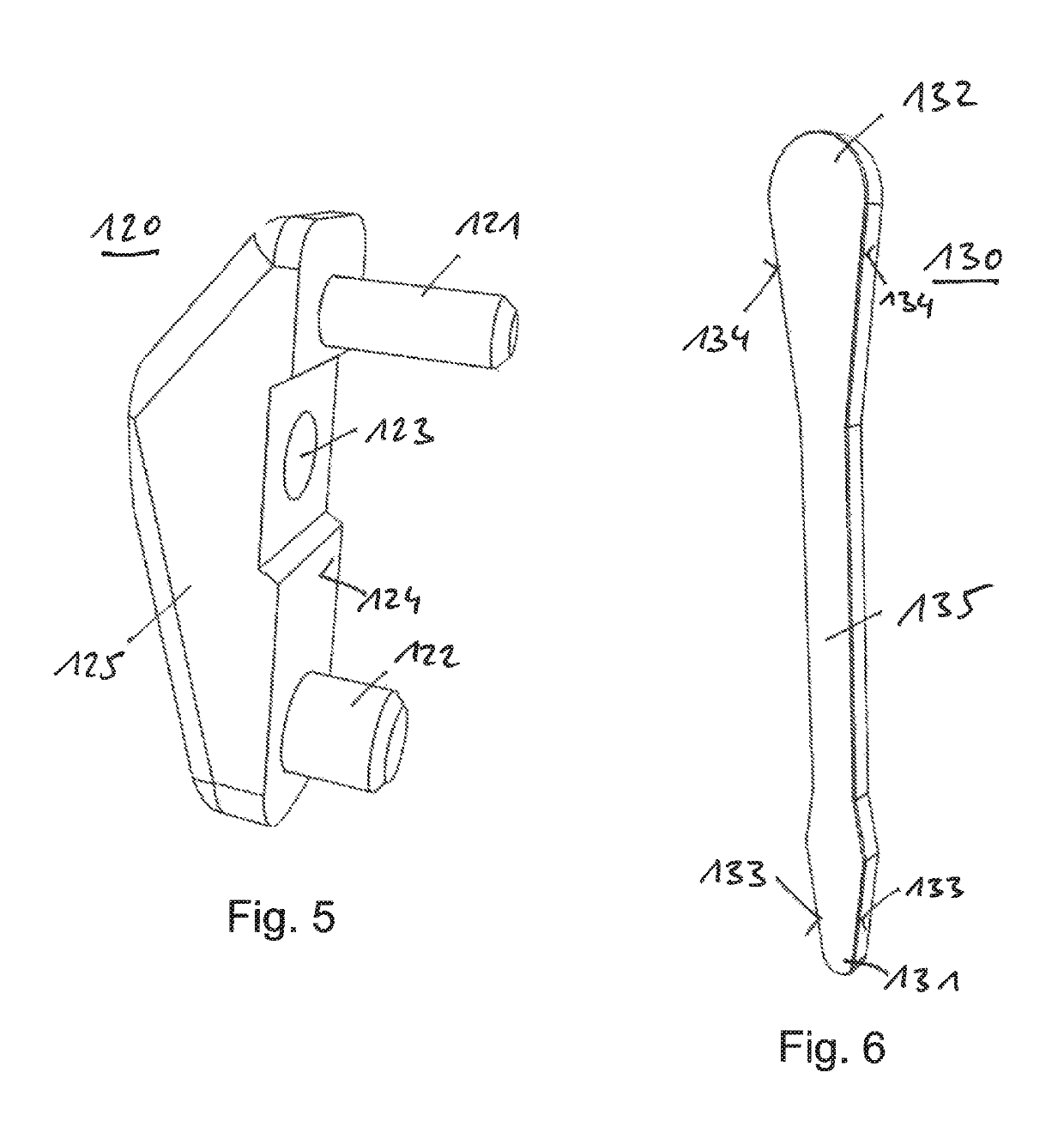 Mounting device and carton flow bed