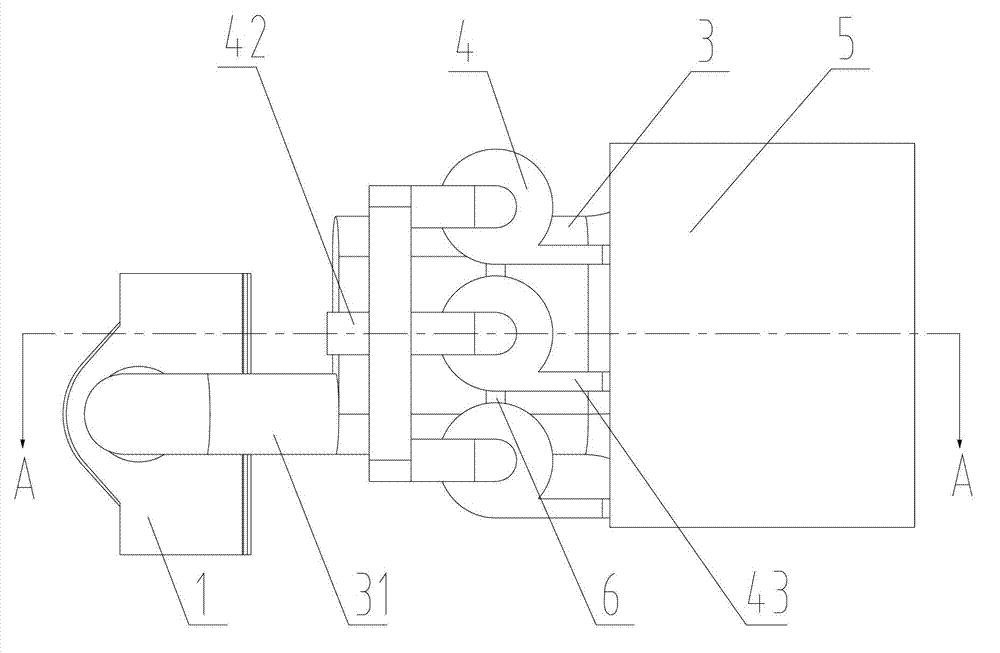 Garbage collecting device for cleaning vehicle and cleaning vehicle