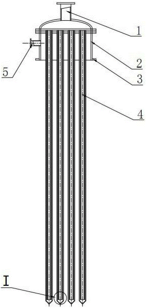 A finger heat exchanger with a three-tube structure used in a fluidized bed reactor for trichlorosilane synthesis