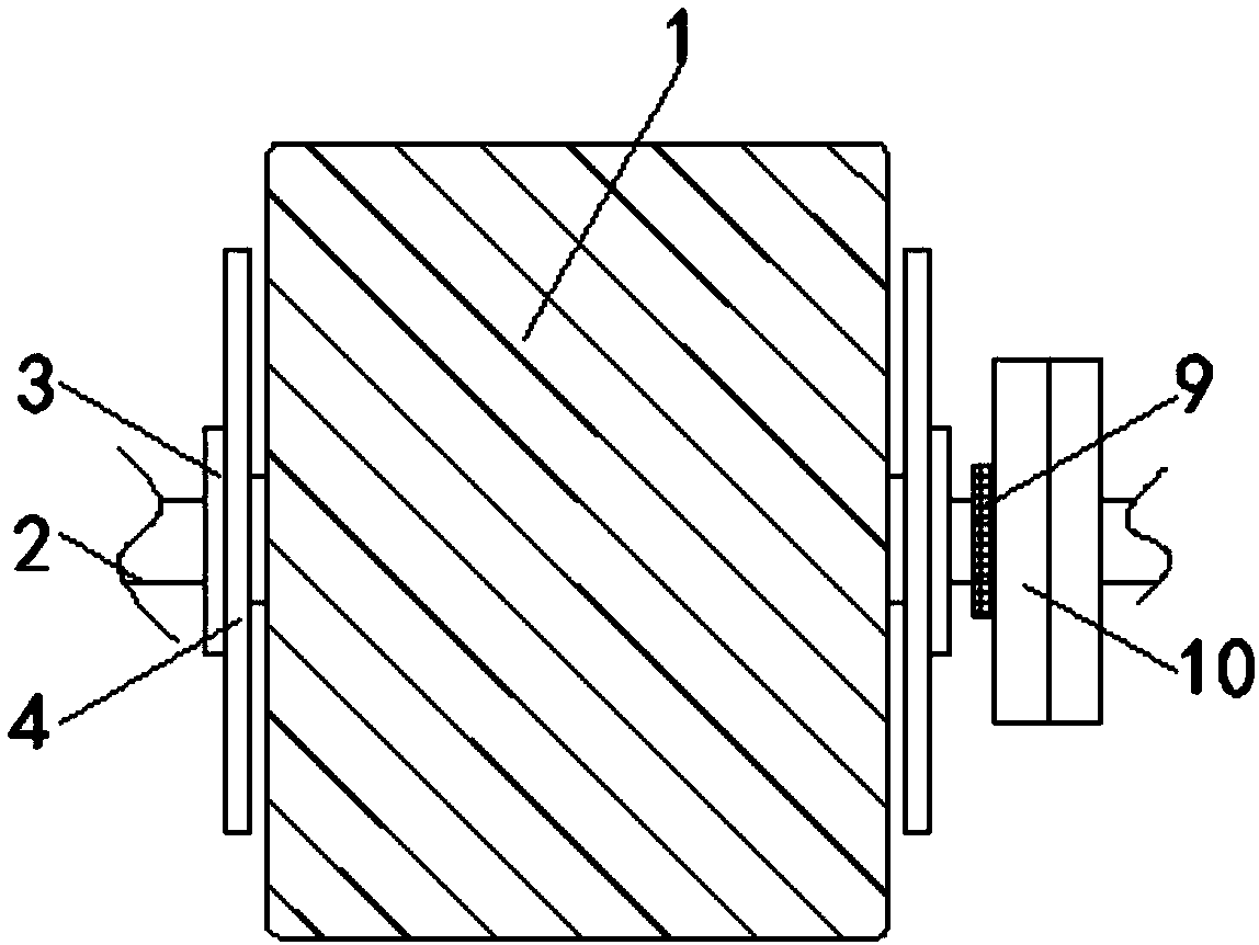 Novel water turbine convenient to use in parallel